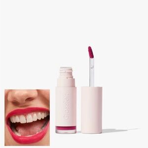 NIB Glossier Lip Crème - Flip